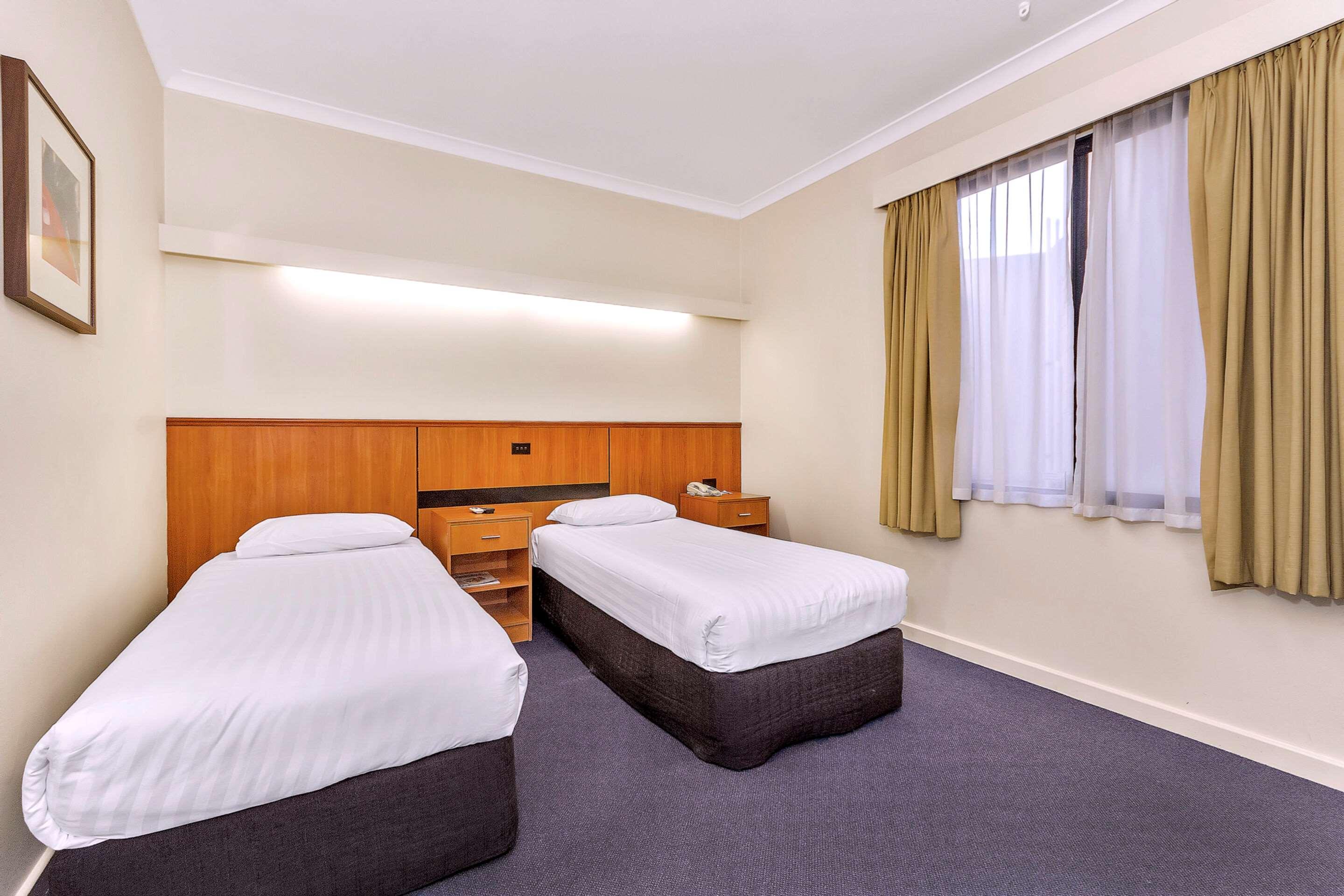 Metro Hotel Perth City Exterior foto